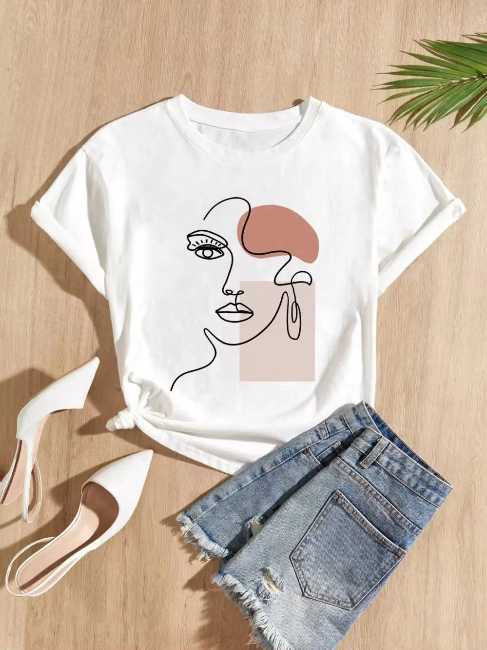 100% Cotton Women T-Shirts Fashion Simple Women's Face Print Tees Casual Soft Short Sleeve Tops Loose Comfortable Street Clothes